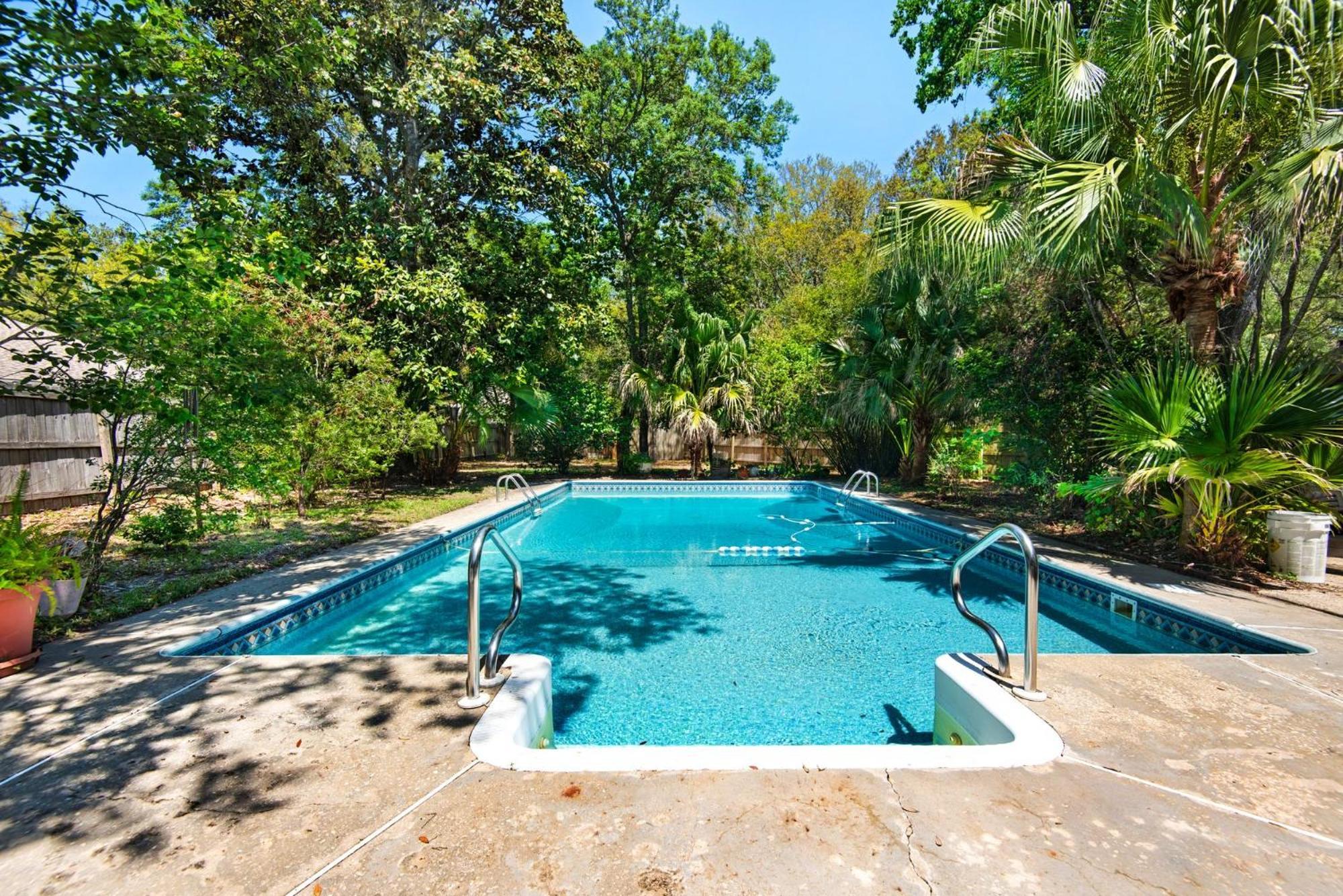 Jack's Place-gulf Brz-pool-close To Bchs 2bd-1bt *